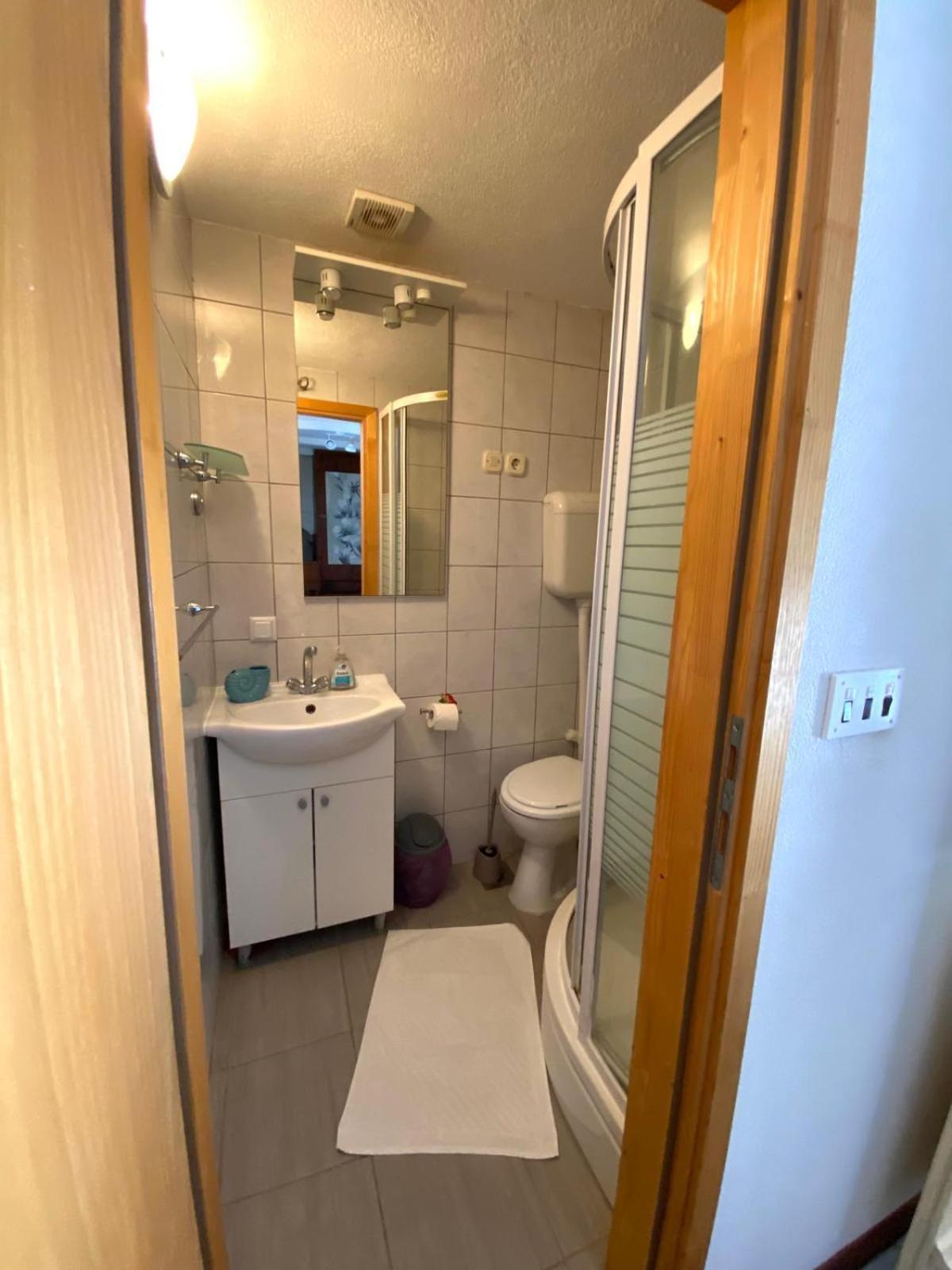 Apartment Cacini Dvori Lastovo Exterior foto
